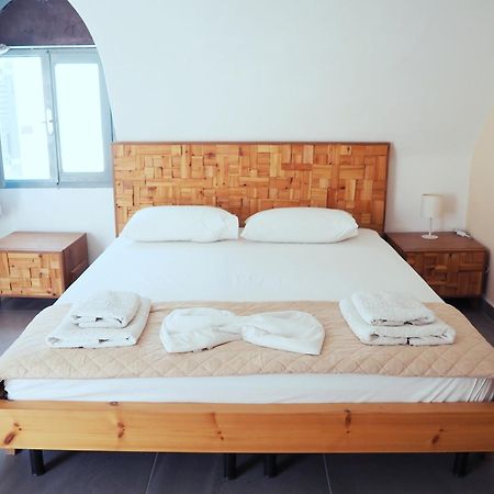 Leon Lux Apartments Периволос Екстериор снимка