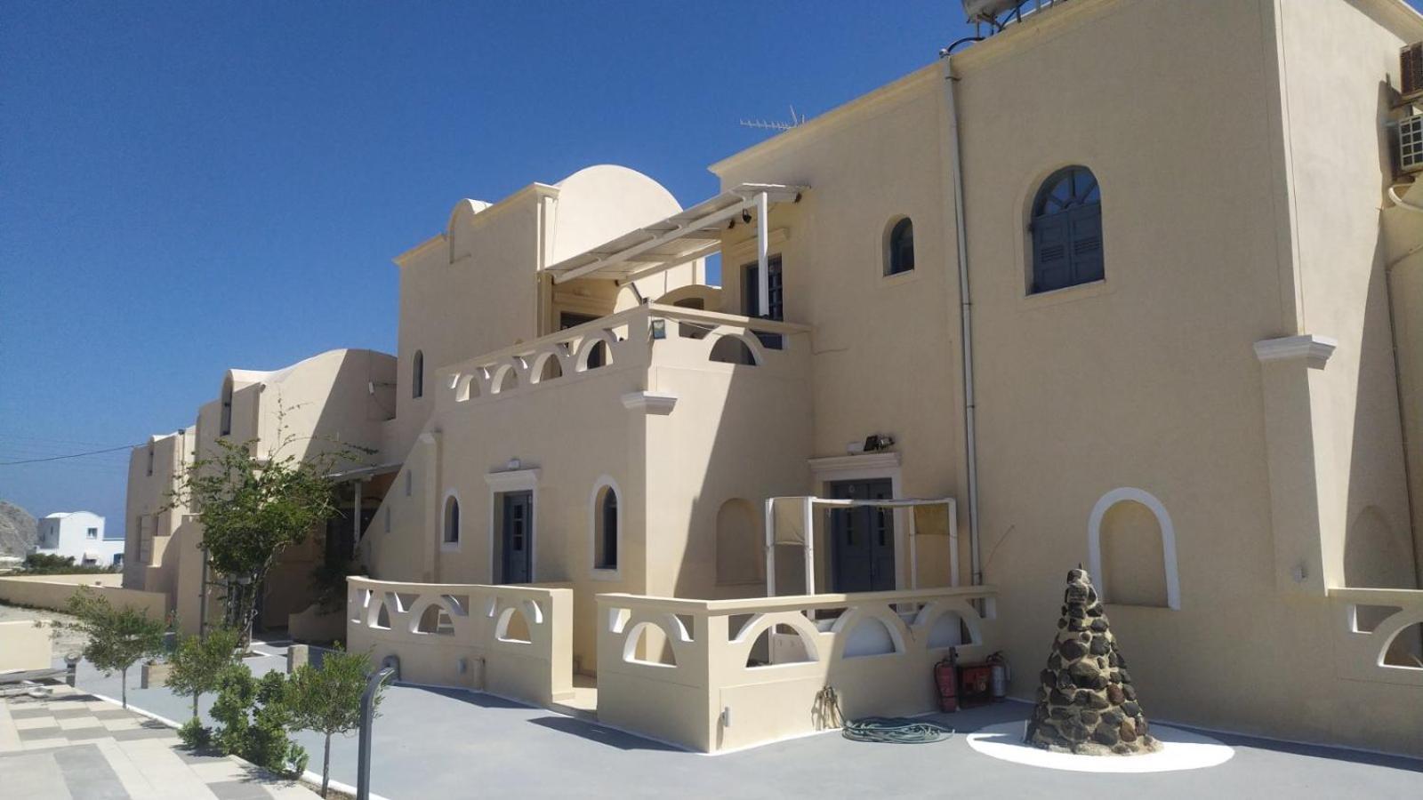 Leon Lux Apartments Периволос Екстериор снимка