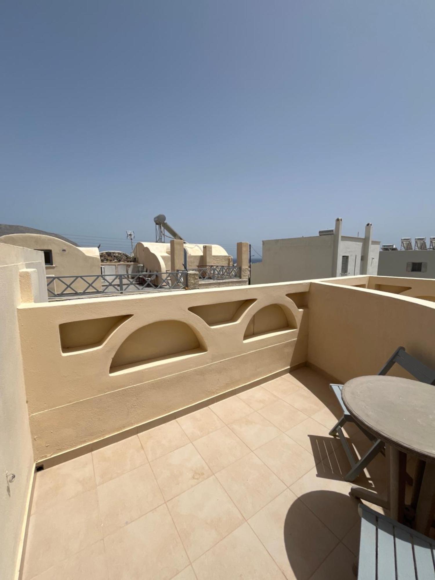 Leon Lux Apartments Периволос Екстериор снимка