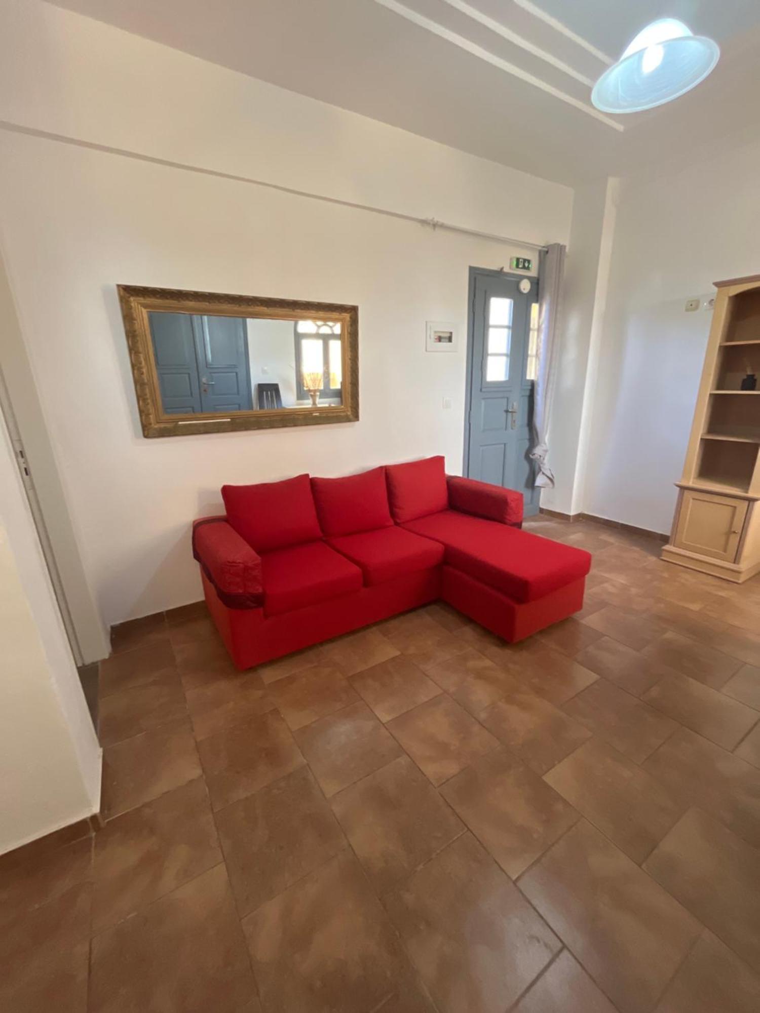 Leon Lux Apartments Периволос Екстериор снимка